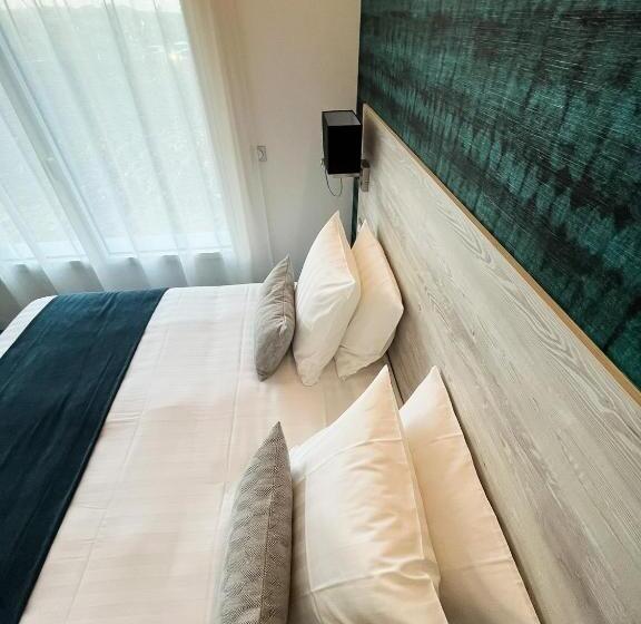 带海景的标准房, Le Manoir Du Roselier