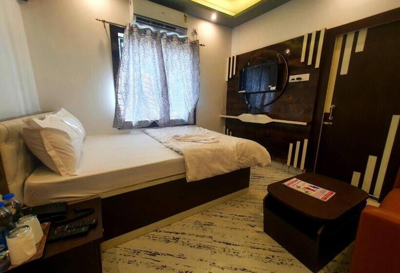 Chambre Standard Vue Piscine, Matri Resort