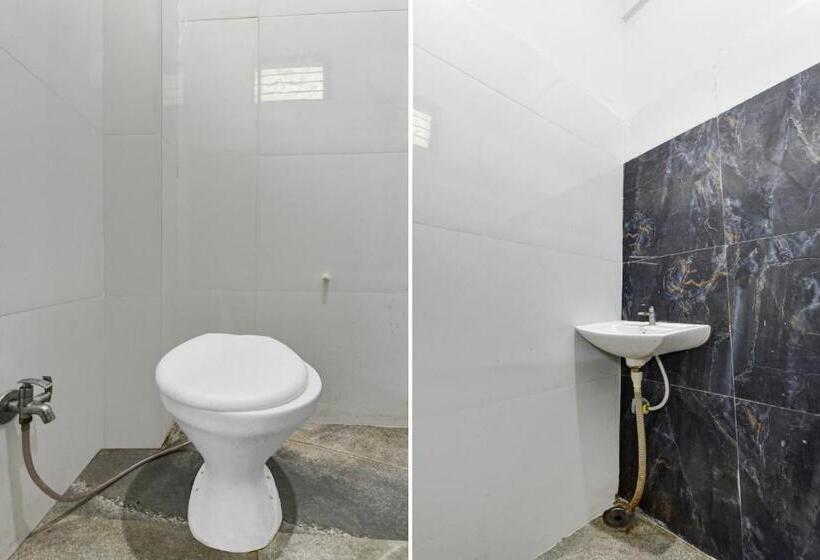 Pokój Trzyosobowy Klasyczny, Oyo Hotel Radhe