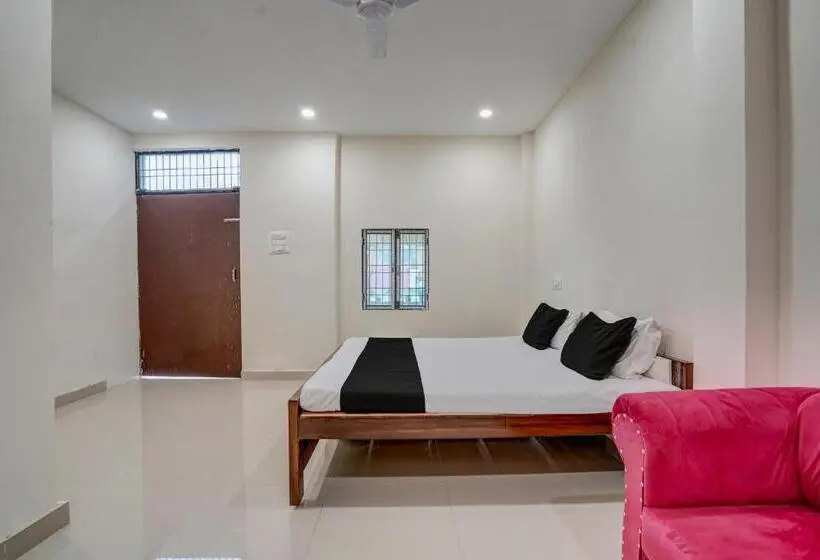 トリプルクラシックルーム, Oyo Hotel Shree Jee Lawan