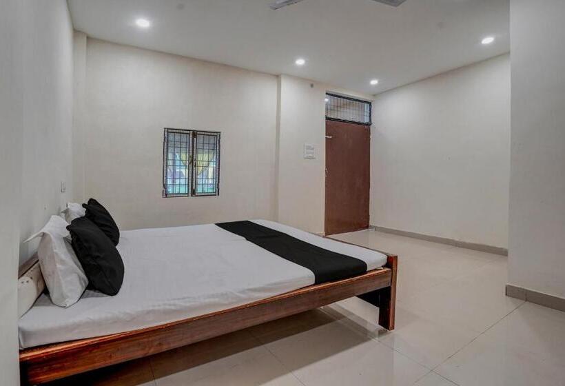 トリプルクラシックルーム, Oyo Hotel Shree Jee Lawan