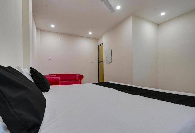 トリプルクラシックルーム, Oyo Hotel Shree Jee Lawan