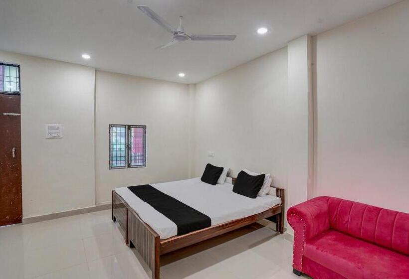 トリプルクラシックルーム, Oyo Hotel Shree Jee Lawan