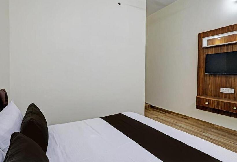 Трехместный Номер Классика, Oyo Hotel Sky Land