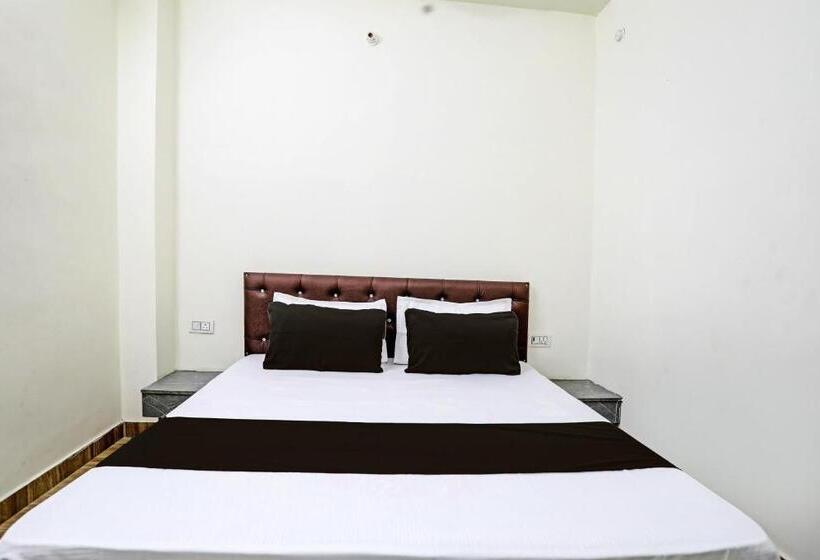 Трехместный Номер Классика, Oyo Hotel Sky Land