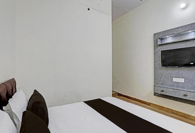 Трехместный Номер Классика, Oyo Hotel Sky Land