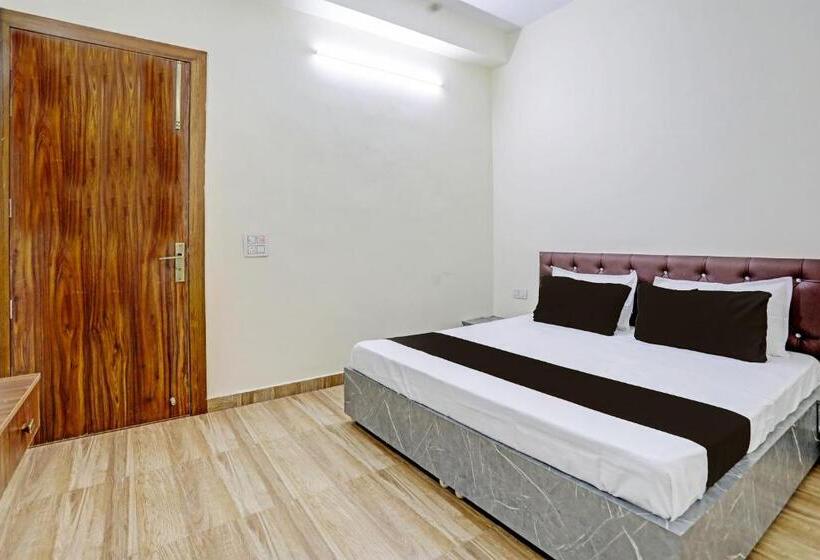 三人经典房间, Oyo Hotel Sky Land