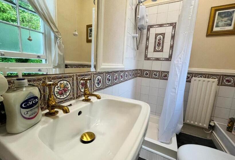 اتاق سوپریور با تخت بزرگ, Mossley Hill Retreat