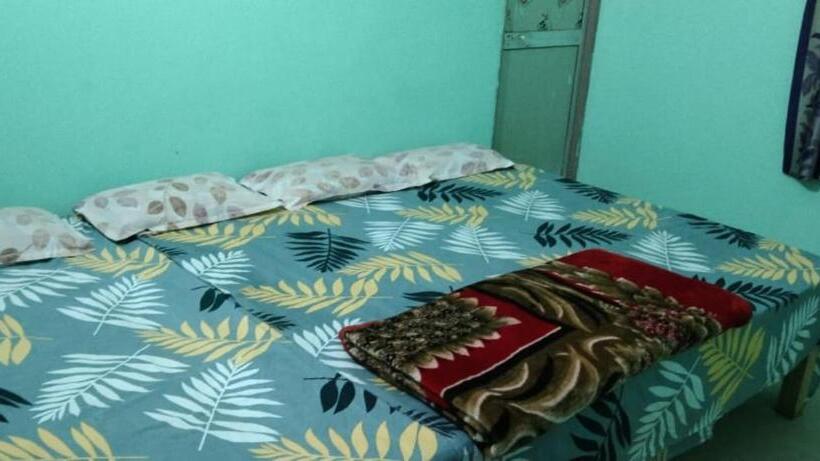 スタンダードルーム, Subhangini Palace