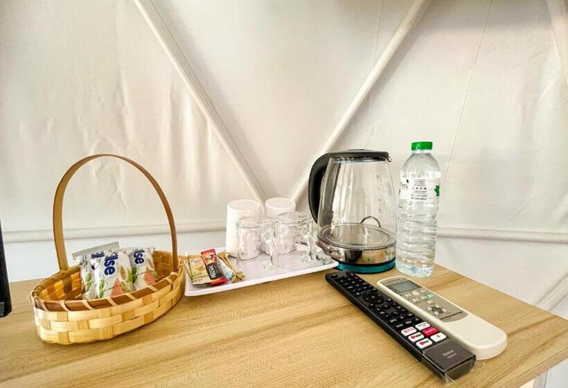 اتاق استاندارد با چشمانداز استخر, Ek Ka Nake