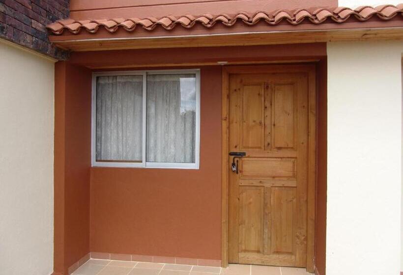 חדר סטנדרט לארבעה, Posada Rural, Colinas Y Senderos