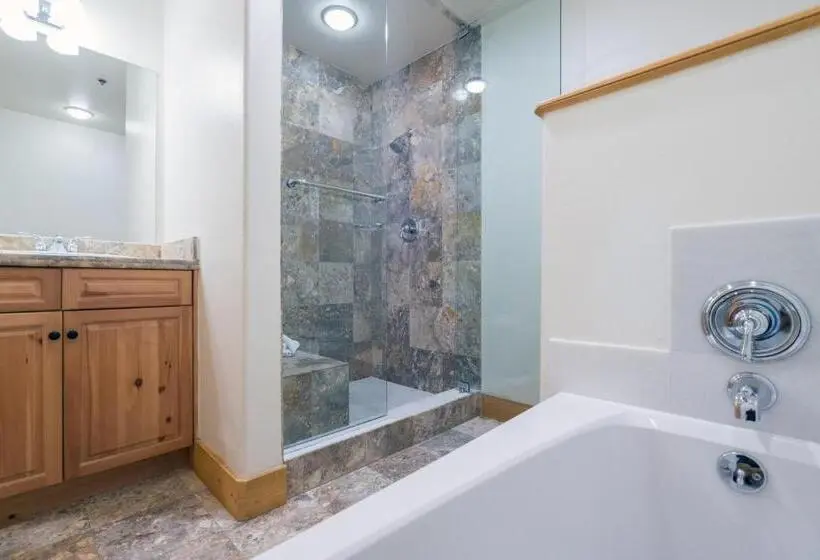 スタンダード４人部屋, Bear Creek Lodge 309c By Alpine Lodging Telluride