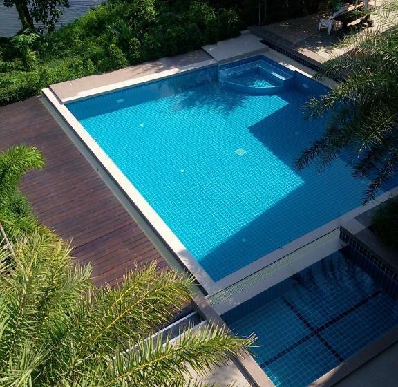 חדר סטנדרט עם מרפסת, Evergreen Resort Chanthaburi