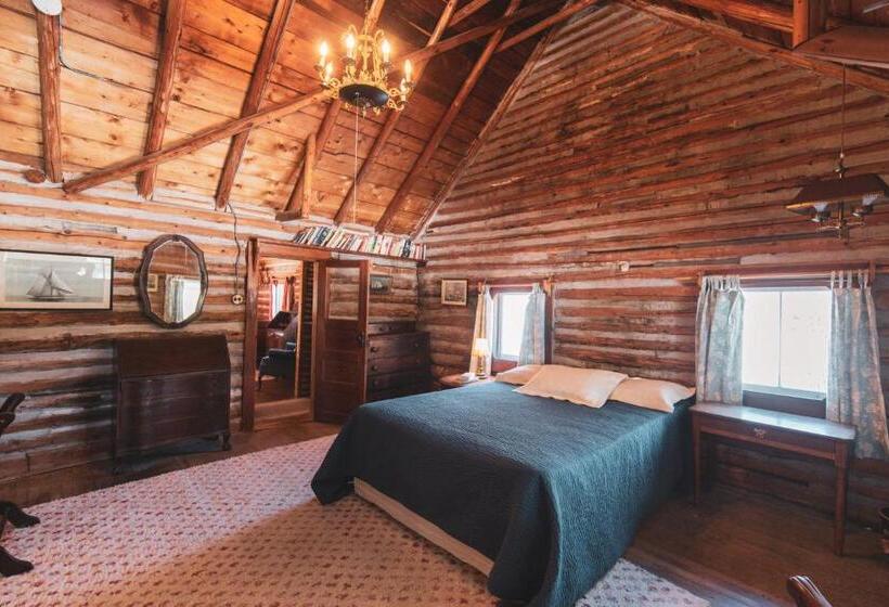 Люкс Superior, Ogontz Rustic Resort