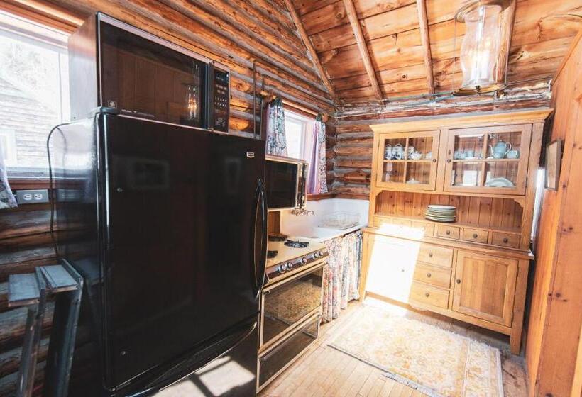 高级套房, Ogontz Rustic Resort