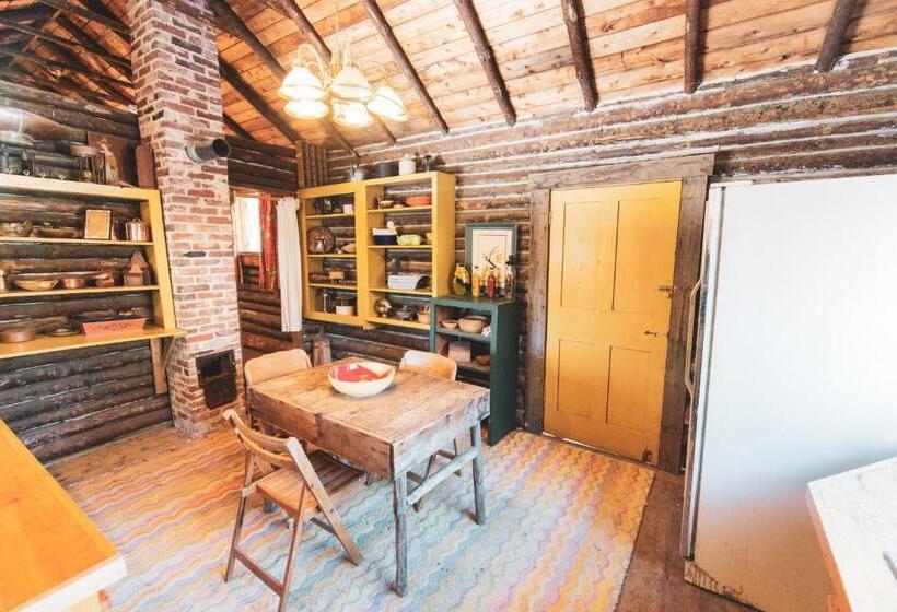 1 Bedroom Apartment Lake View, Ogontz Rustic Resort