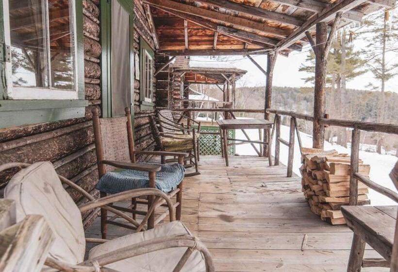 Suite with lake view, Ogontz Rustic Resort