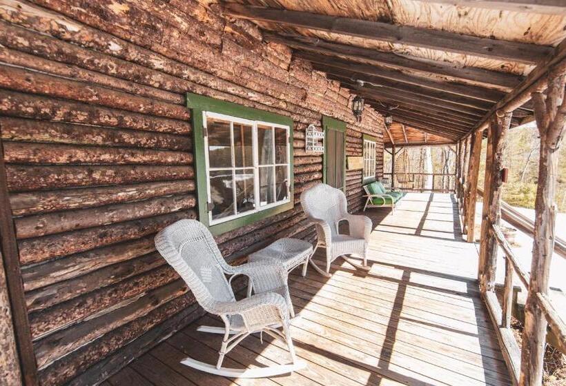 1 Bedroom Apartment Lake View, Ogontz Rustic Resort