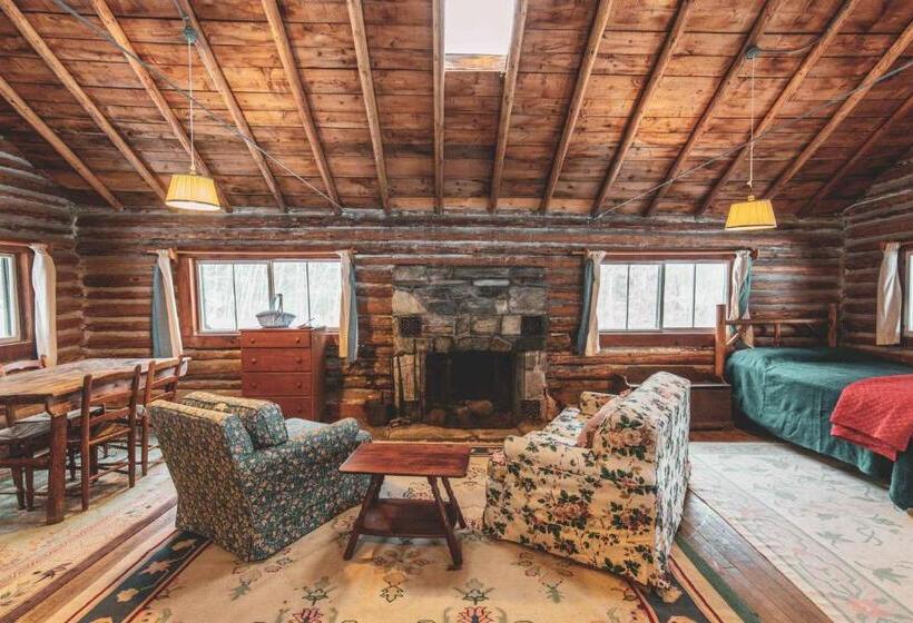 高级套房, Ogontz Rustic Resort