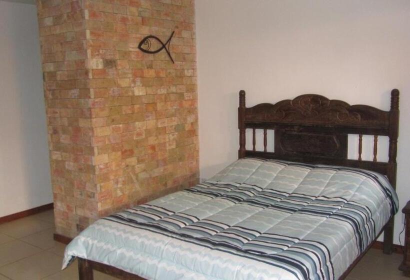 חדר סטנדרט, A Casa Do Vizinho