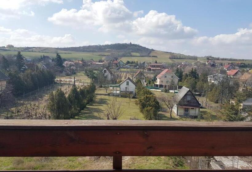 ファミリールーム, Manoka Guest House