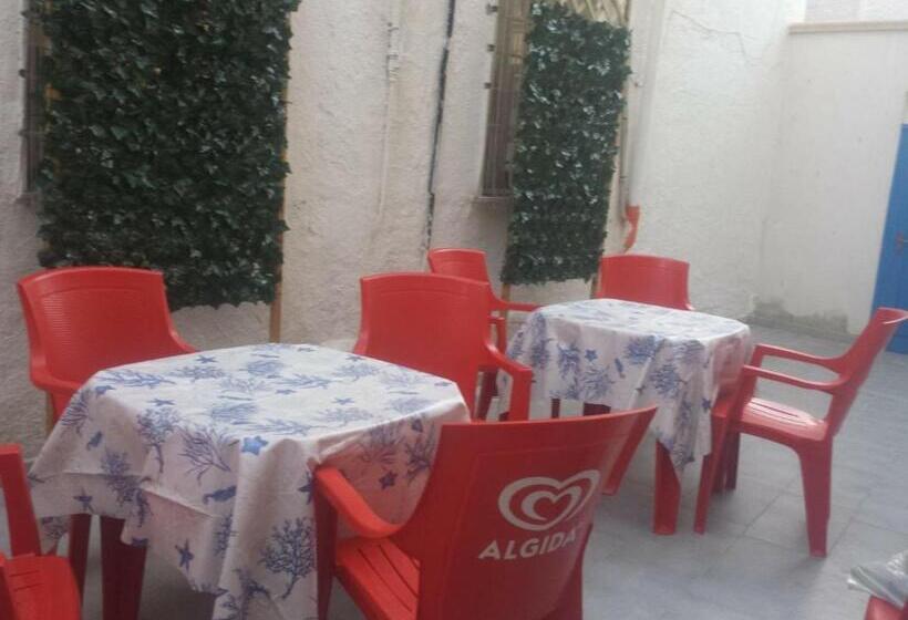 اتاق لوکس خانوادگی, The Twins Rooms In Marettimo 1