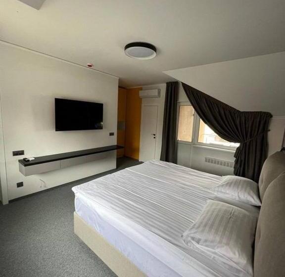 חדר סופריור לארבעה, Glіbіvka Family Park