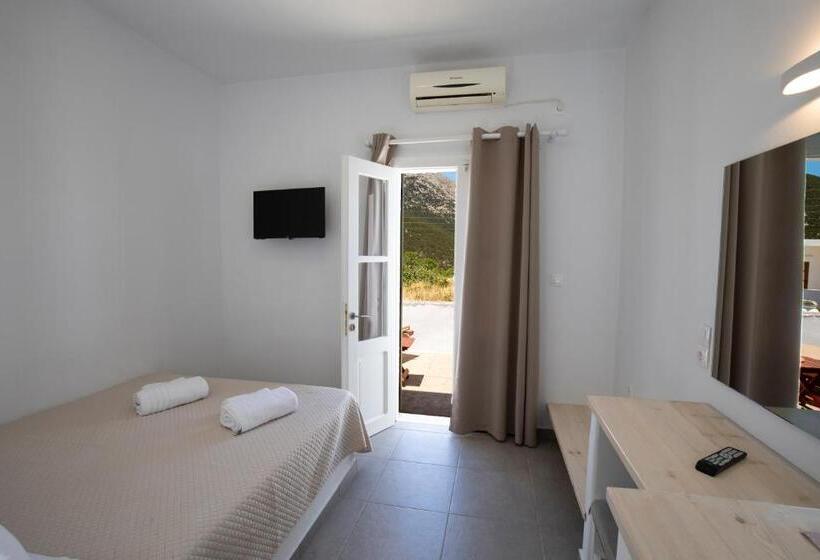 חדר אקונומי, Galini Sifnos