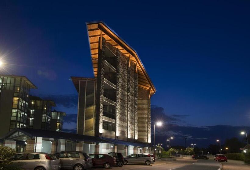 סוויטה, Albaresidence Masera26