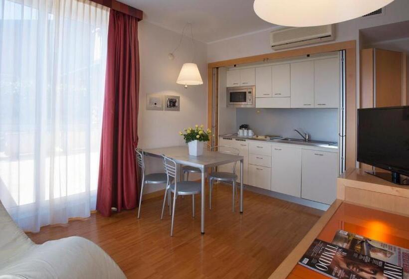سوییت سوپریور, Albaresidence Masera26