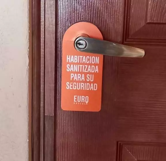 اتاق استاندارد, Euro Hostal