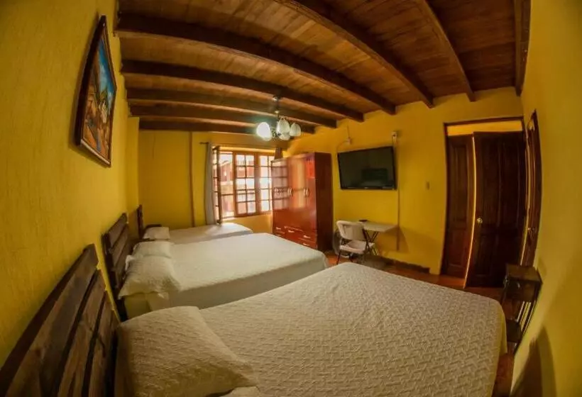 اتاق استاندارد سه نفره, Euro Hostal