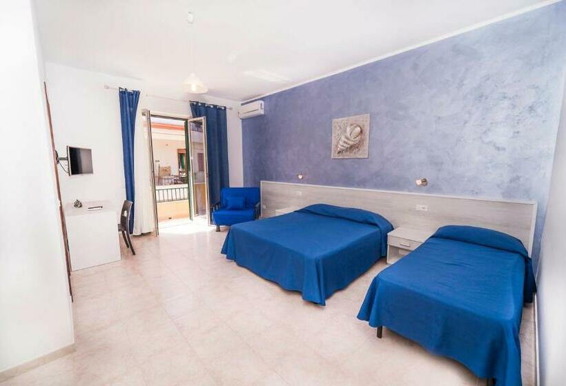 Номер Стандарт Трехместный, B&b Casa Alessio