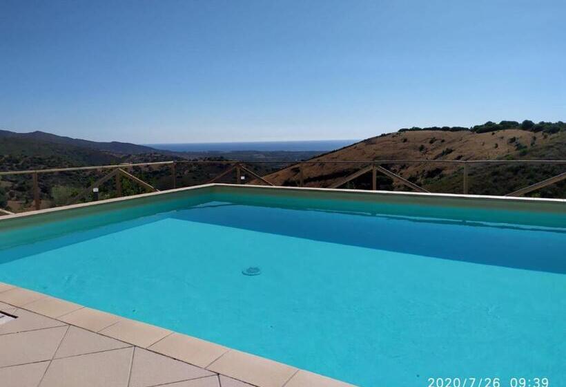 Triple Room Sea View, Azienda Agrituristica La Janna Di La Faj