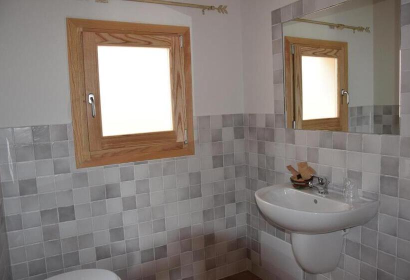 غرفة قياسية رباعية مطلة على البحر, Azienda Agrituristica La Janna Di La Faj