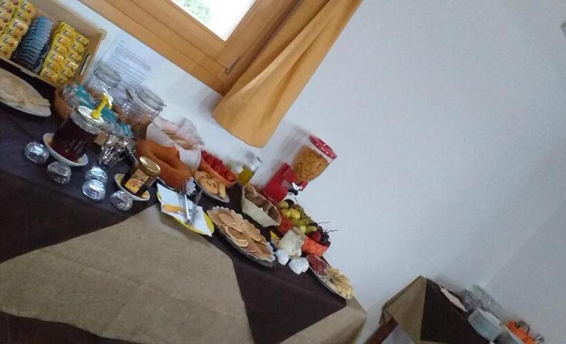 غرفة قياسية رباعية مطلة على البحر, Azienda Agrituristica La Janna Di La Faj