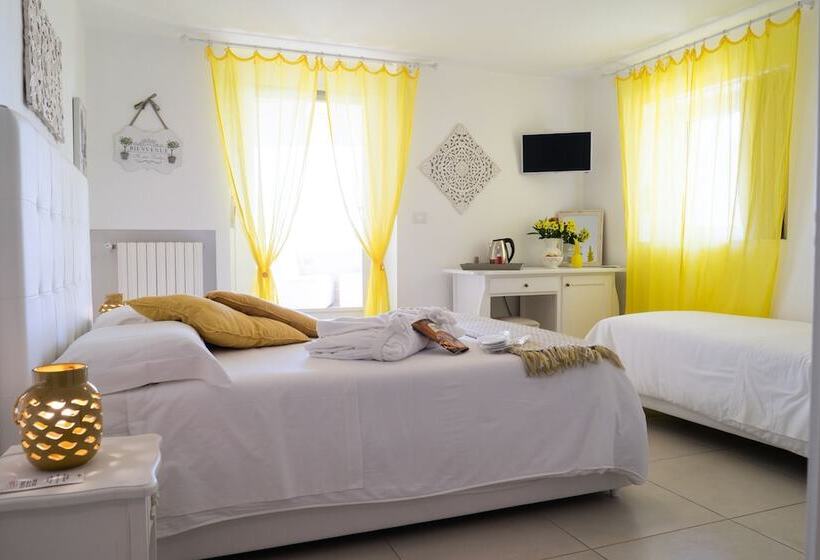 Háromágyas Deluxe Szoba, La Terrazza Sulla Rupe