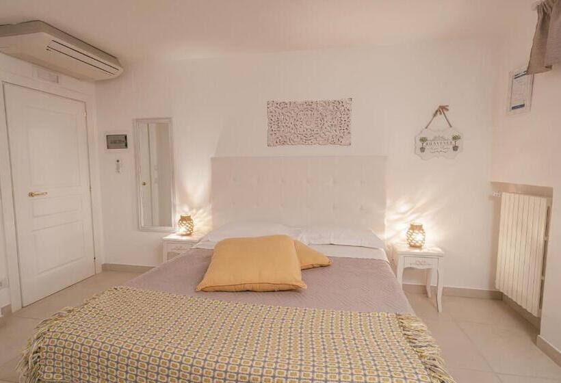 Háromágyas Deluxe Szoba, La Terrazza Sulla Rupe