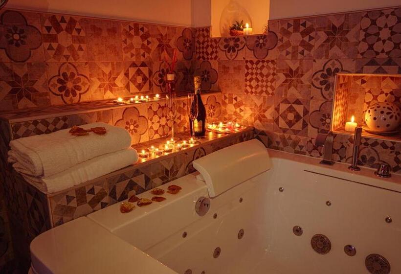 Háromágyas Deluxe Szoba, La Terrazza Sulla Rupe