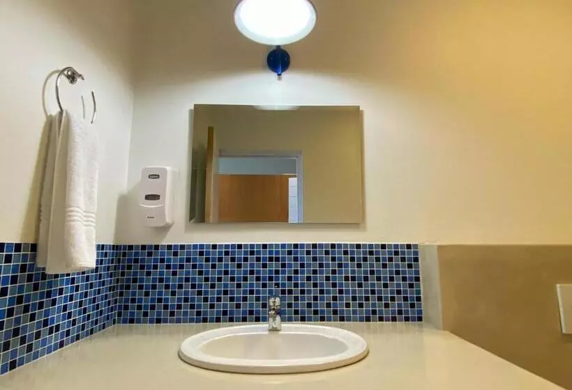 クラシックルーム, Plett Beachfront Accommodation