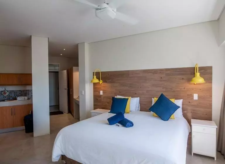 プレステージルーム, Plett Beachfront Accommodation