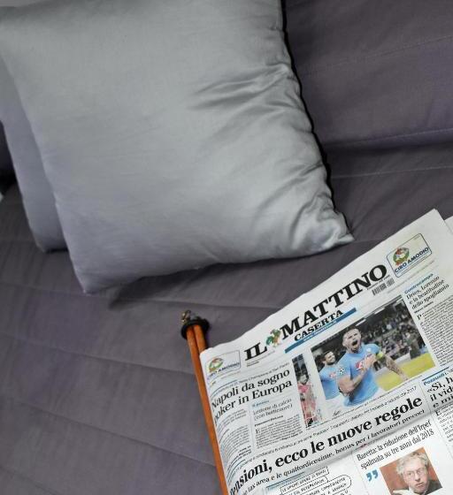 스위트 킹사이즈 침대, Joy