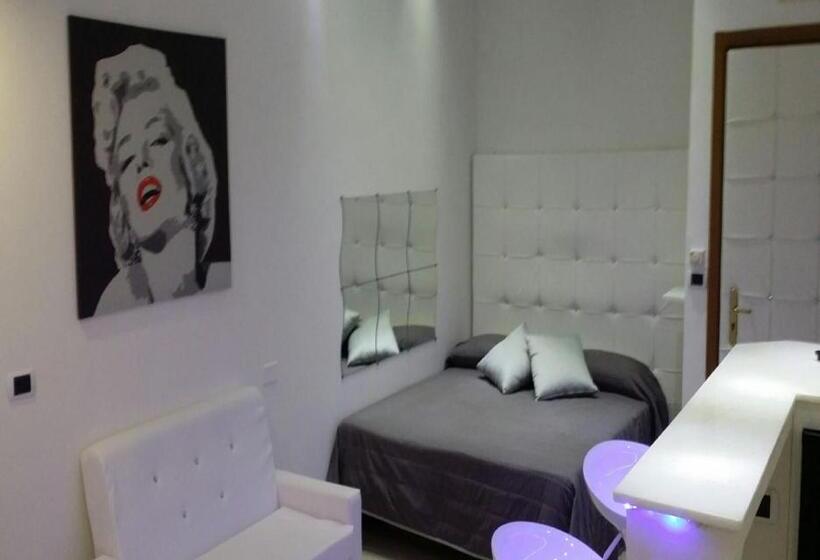 스위트 킹사이즈 침대, Joy