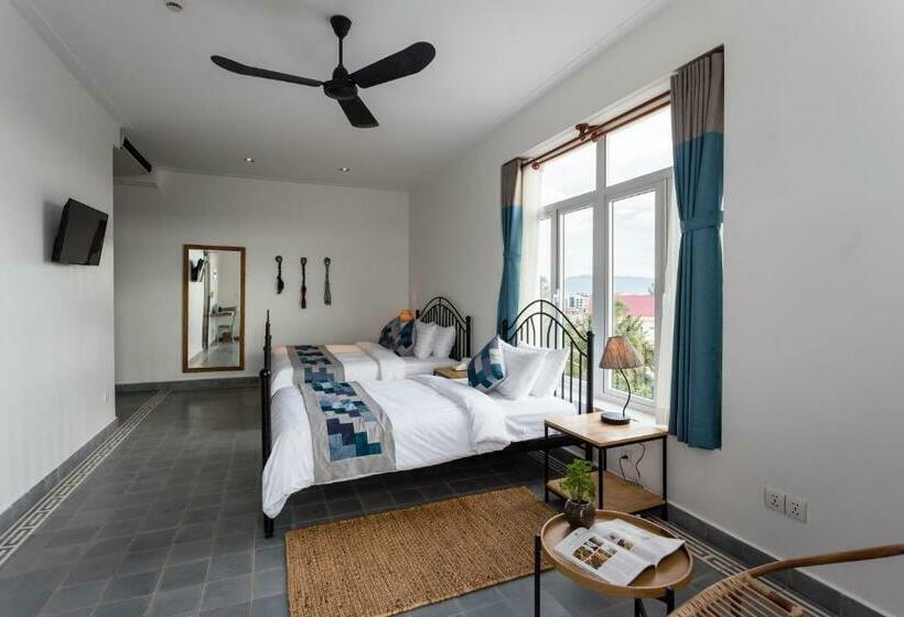غرفة سوبيريور ثلاثية, Boutique Kampot