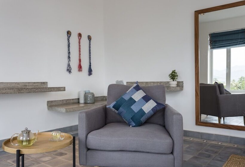 غرفة ديلوكس ثلاثية, Boutique Kampot