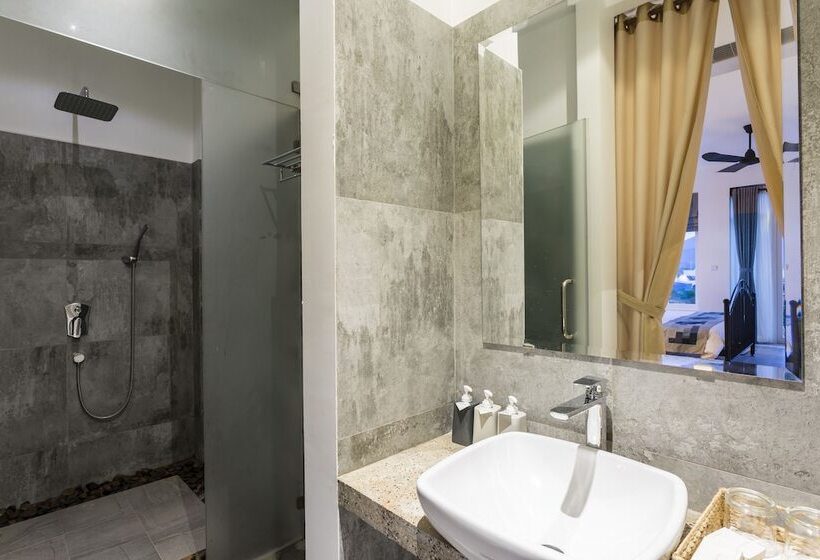 جناح ديلوكس, Boutique Kampot