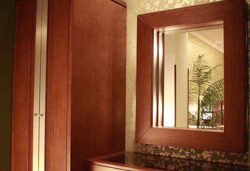 اتاق لوکس, Tokushima Naruto Hotel Lotus Resort