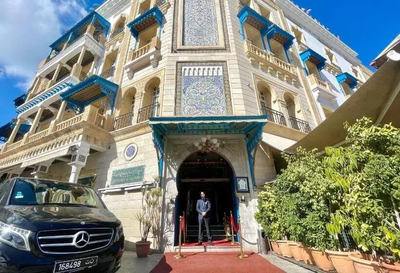 مجموعه ویستا شهر, Royal Victoria Ex British Embassy