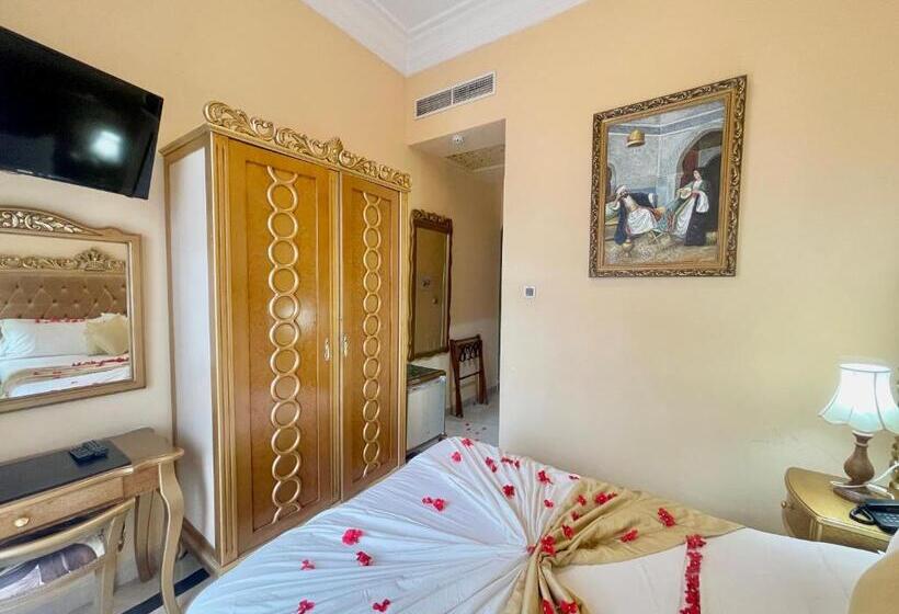 اتاق استاندارد یک نفره, Royal Victoria   Ex British Embassy