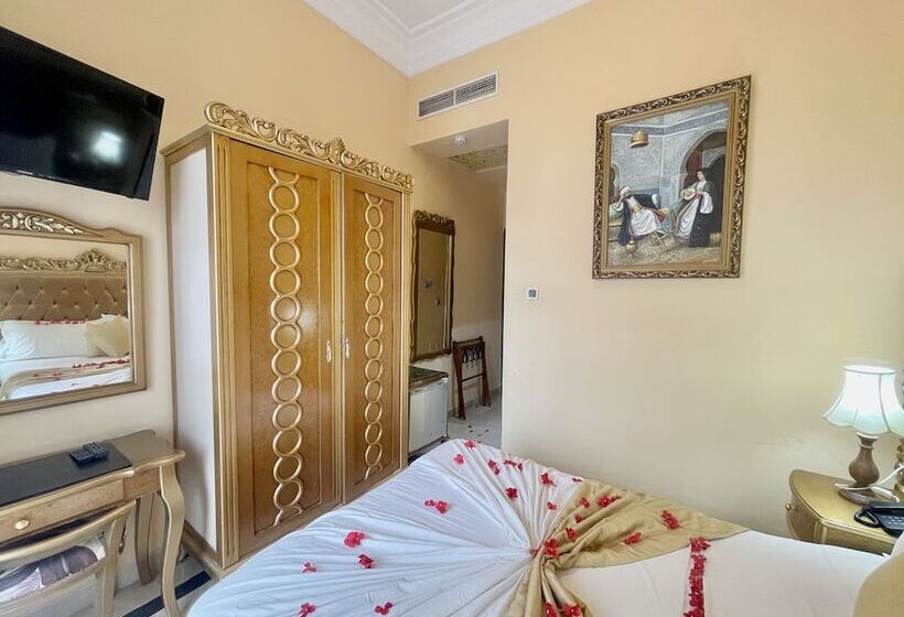 اتاق استاندارد یک نفره, Royal Victoria   Ex British Embassy